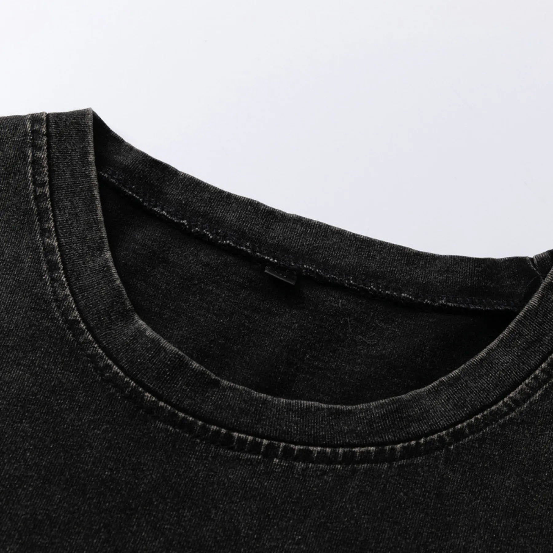 VINTAGE VEST | AN ITEM FORGETTEN BY THE TIME
